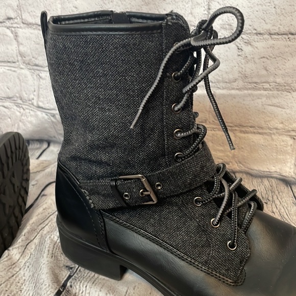 UNR8ED Alexis Black Grey  Side Zipper Combat Boots New Women’s Size 11 - Picture 9 of 13